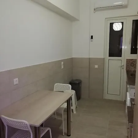 Апартаменты Cute Apartmnet In Thiseio Афины
